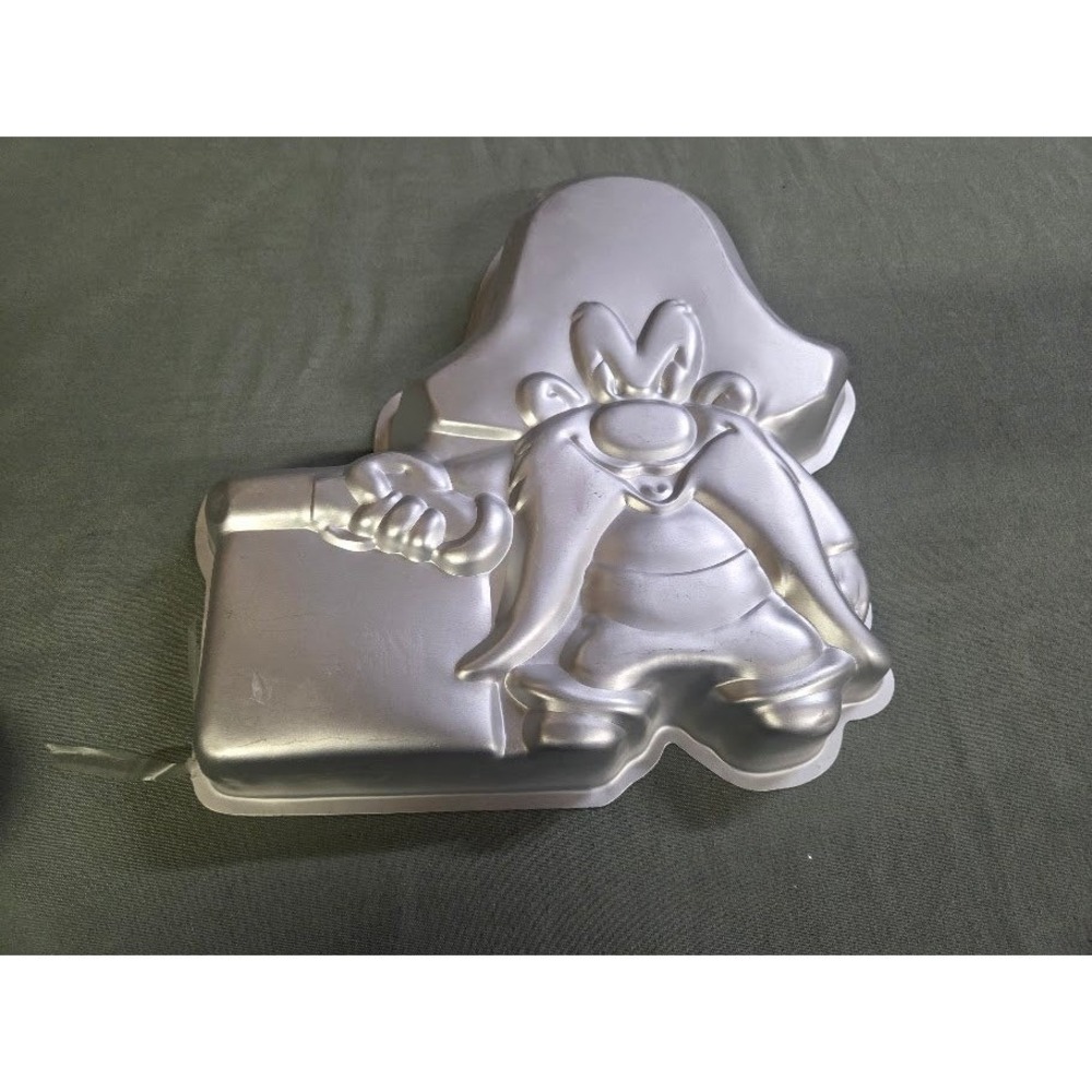 Wilton Yosemite Sam Looney Tunes Cake Pan 1981 Warner Bros 502-2908 Aluminum